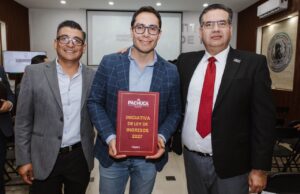 Entrega Jorge Reyes al Congreso del Estado la Iniciativa de Ley de Ingresos de Pachuca 2027