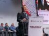 Reconoce Julio Menchaca la trayectoria y vocación del personal médico de Hidalgo